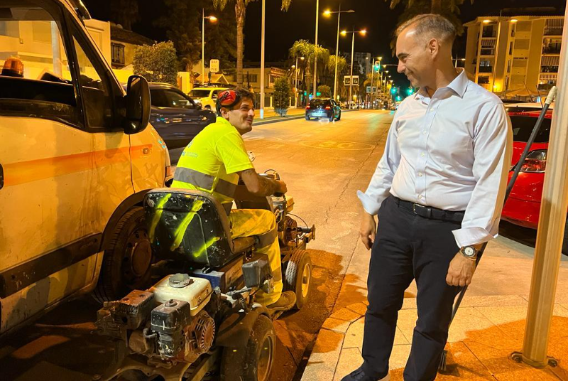 EL ALCALDE, JUAN ANTONIO LARA, DA RESPUESTA A UNA DE LAS PRINCIPALES DEMANDAS CIUDADANAS E IMPULSA LOS TRABAJOS PARA DEVOLVER EL CUARTO CARRIL EN LA AVENIDA ANTONIO MACHADO