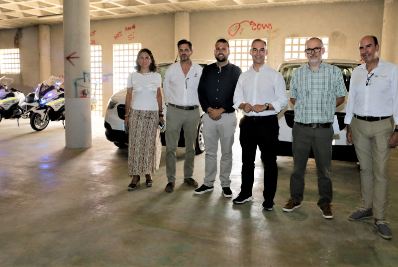 EL AYUNTAMIENTO RECIBE CINCO NUEVOS VEHICULOS DENTRO DEL PLAN DE INVERSIONES 2022-2023 DE LA MANCOMUNIDAD DE MUNICIPIOS DE LA  COSTA DEL SOL. 