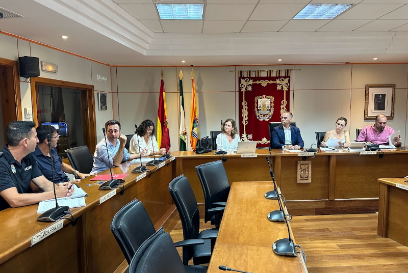 BENALMADENA  ACOGERA EL PROXIMO 26 DE NOVIEMBRE LA VIII CARRERA LITORAL HOLIDAY WORLD CON EL FIRME APOYO DEL AYUNTAMIENTO