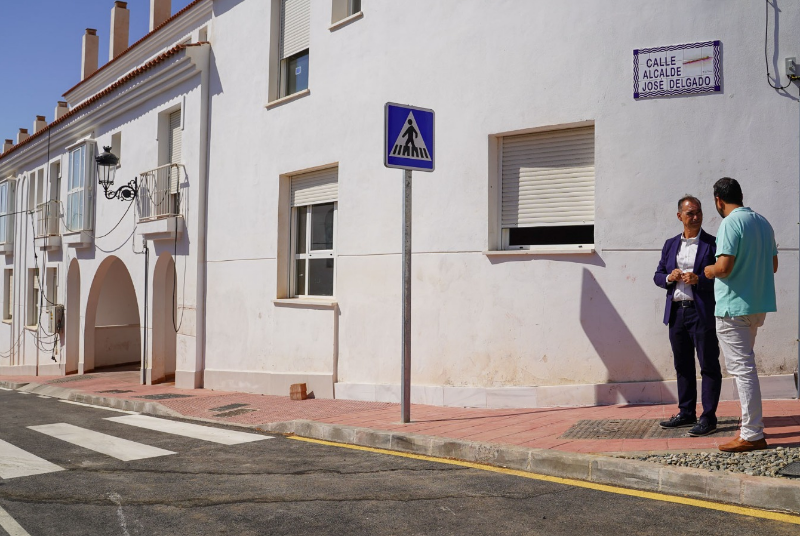 EL AYUNTAMIENTO DE BENALMADENA INICIA UN PLAN DE REPOSICION DE LOS AZULEJOS NOMINATIVOS EN DIFERENTES CALLES DEL MUNICIPIO