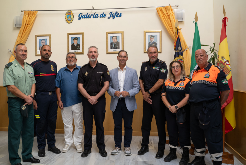 El alcalde de Benalmádena inaugura la nueva Galería de Jefes en honor a Salvador Gamero, José Álvarez, Lázaro Bañasco y Francisco Zamora