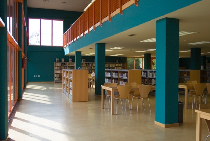 Historias, conocimiento y diversión a raudales esperan este otoño en las Bibliotecas de Benalmádena