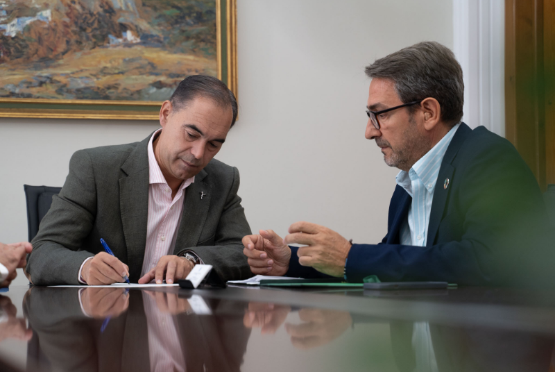 Ayuntamiento de Benalmádena y Junta de Andalucía regularizan la situación de los terrenos del IES Arroyo de la Miel