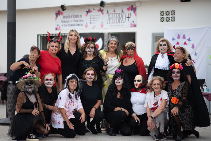 Celebrada una ‘Chocolatada Benéfica’ en Arroyo de la Miel, a beneficio de AFIBRO + Benalmádena