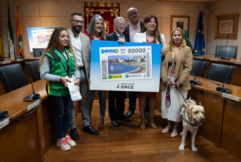 Presentado el cupón de la ONCE que presume de Benalmádena en toda España