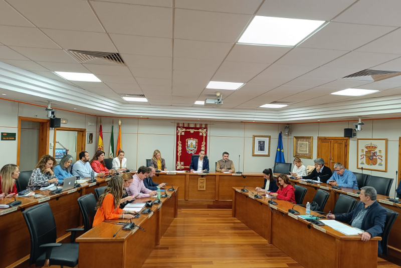 El Ayuntamiento de Benalmádena rechaza la amnistía en un Pleno Extraordinario y Urgente
