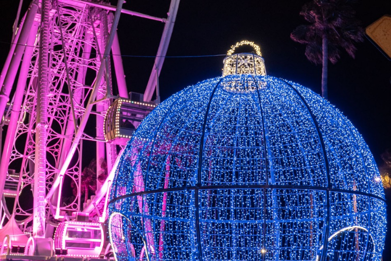 El Puerto de Benalmádena vuelve a cobrar protagonismo con un alumbrado navideño de cine y la llegada este jueves del Gran Circo para el Puente de la Constitución