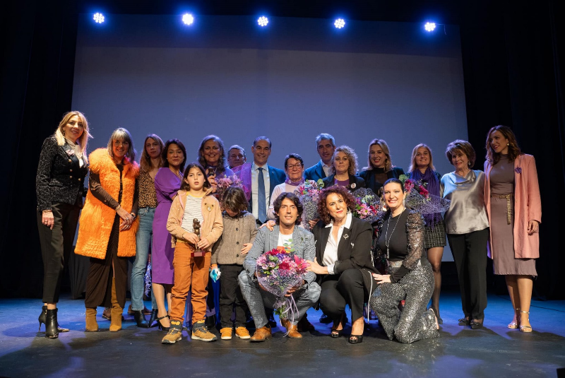 Benalmádena recuerda la memoria y el legado de Ana Orantes en la I Gala de Igualdad, ‘Con nombre de mujer’, con motivo del 8M