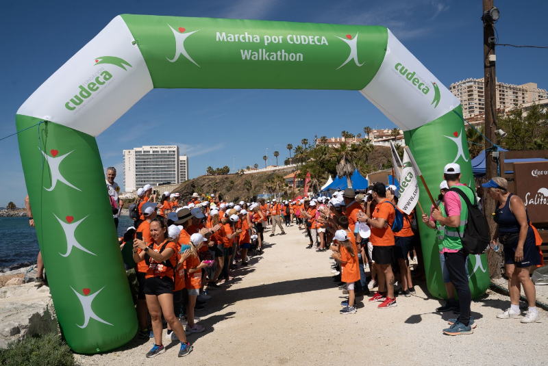 Benalmádena se vuelca con el Waltkathon 2024 en pro de ayudar a la Fundación Cudeca
