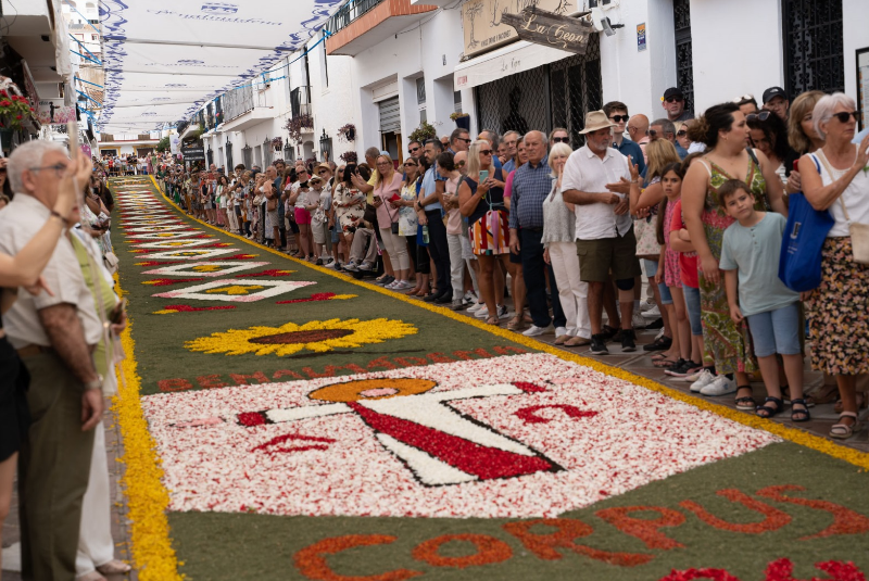 Benalmádena vive con emoción y tradición su Festividad del Corpus Christi en el Pueblo, Arroyo de la Miel y la Costa 