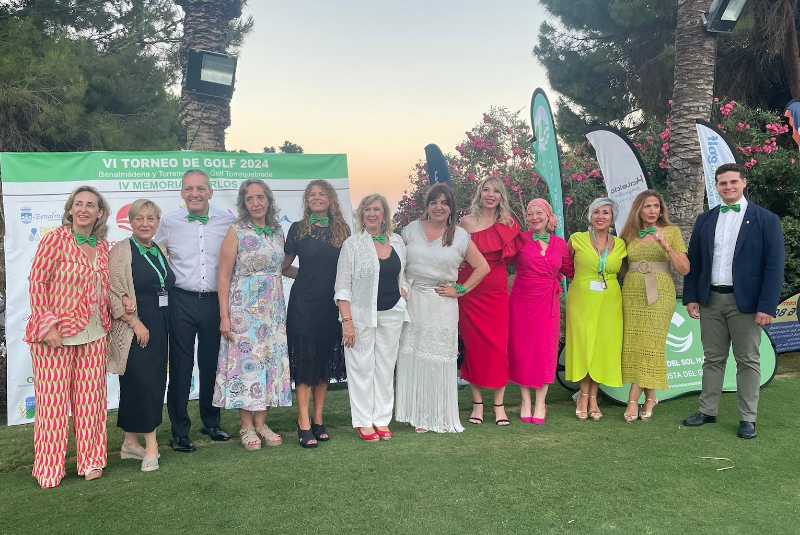 Un total de 200 jugadores participan el torneo de golf solidario ‘Memorial Carlos Gil’, organizado por la AECC de Benalmádena