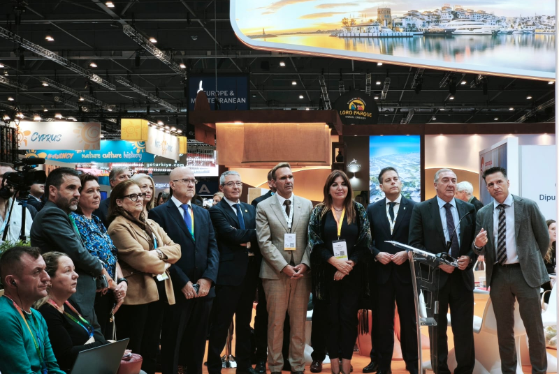 Benalmádena refuerza su promoción turística en la World Travel Market de Londres ante el gran comportamiento del mercado británico