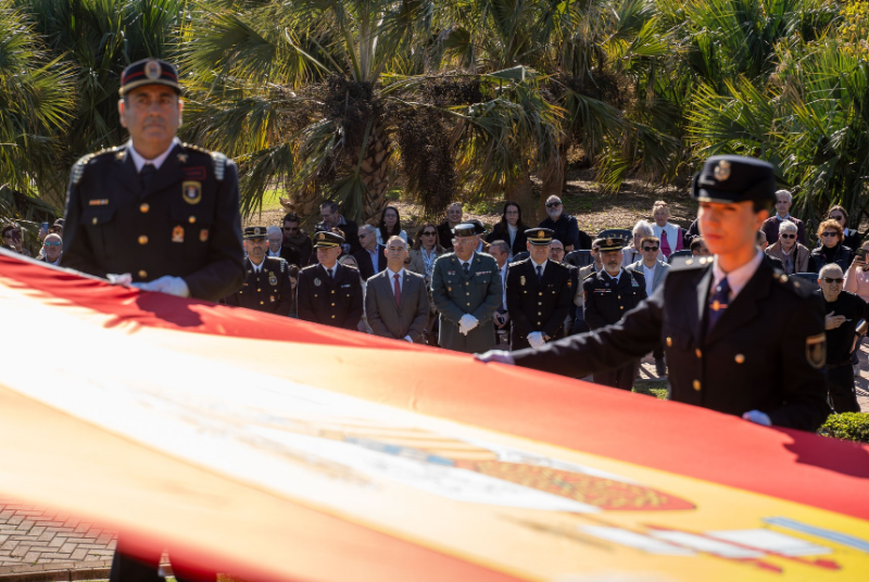 El alcalde pone en valor la pluralidad y convivencia que definen a Benalmádena como ejemplo del éxito de la Constitución de 1978