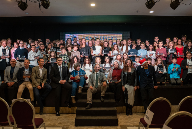 El Ayuntamiento premia a los deportistas y clubes de Benalmádena en la Gala del Deporte