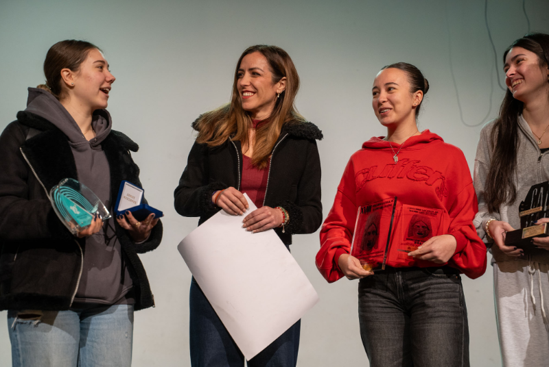 Alezeiateatro celebra el reconocimiento nacional obtenido en Segóbriga y anuncia una gira estatal con más de veinte funciones en 2026