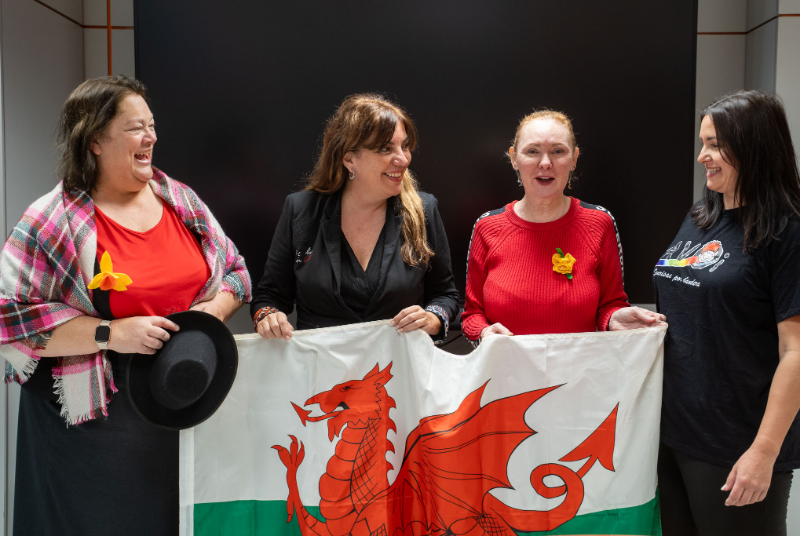 La plaza de la Mezquita acogerá el domingo el St David’s Day 2026 con música en directo y carácter solidario