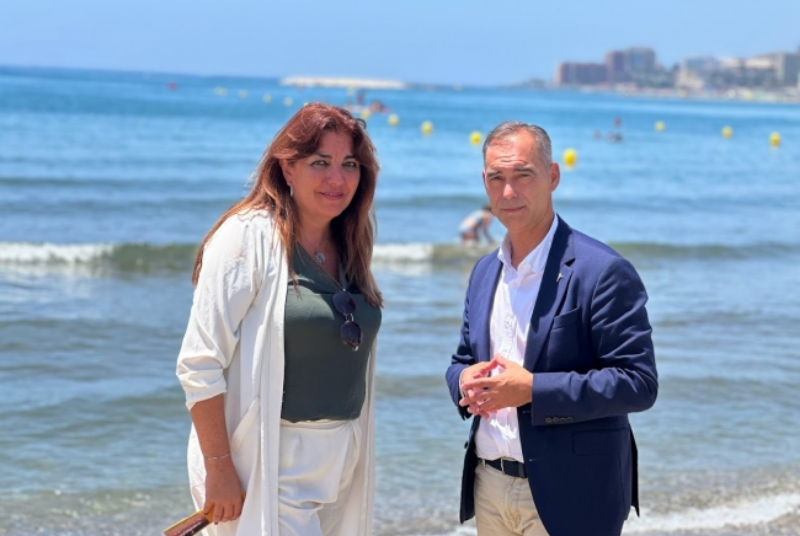 El alcalde de Benalmádena exige al Gobierno central inversiones que garanticen el buen estado de las playas para Semana Santa