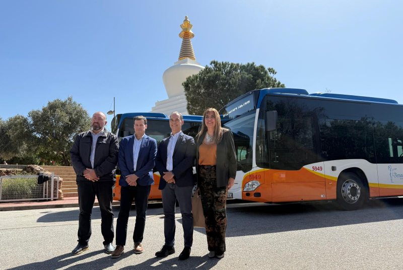 El Ayuntamiento refuerza la línea 103 con nuevos autobuses más modernos y amplía su horario nocturno