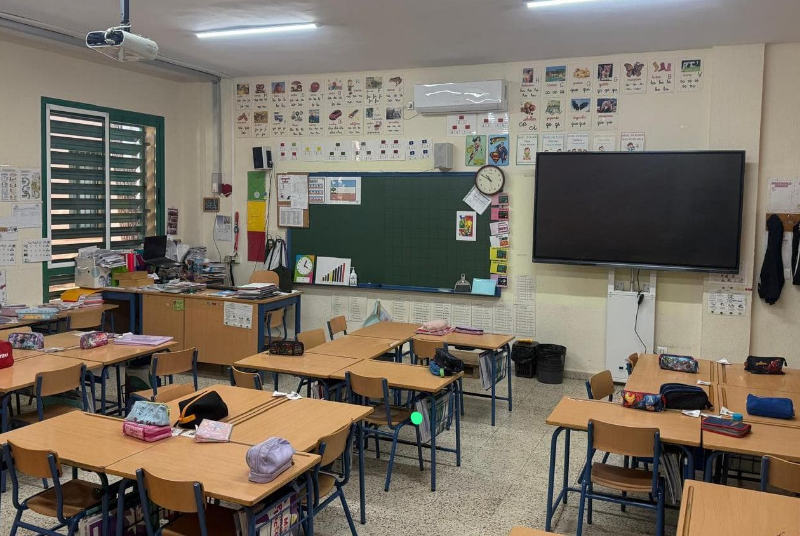 Benalmádena avanza en la climatización de sus centros educativos ante la llegada de las altas temperaturas