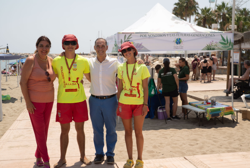 El Ayuntamiento impulsa la educación ambiental en las playas con los talleres ‘Cuidamos el Planeta’
