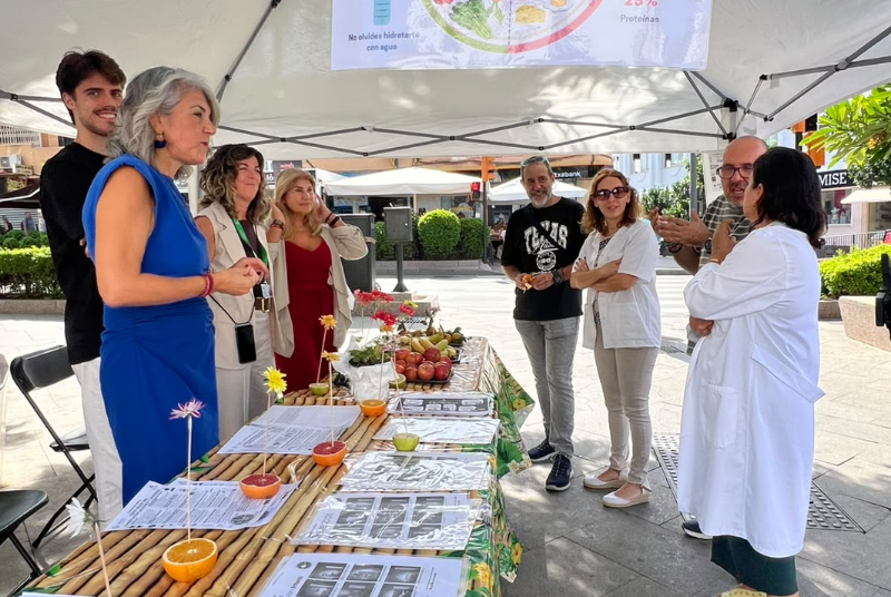 Benalmádena conmemora el Día Mundial de la Alimentación Saludable con una jornada de actividades en la plaza de Austria