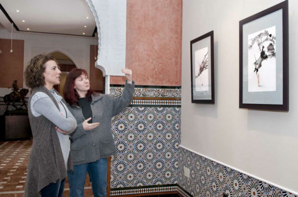 El Castillo del Bil-Bil acoge la exposición de pintura de María Teresa Rodríguez Súnico