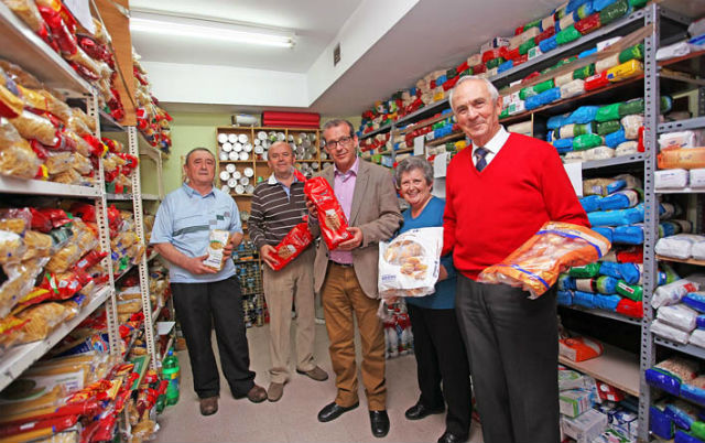 Bienestar Social incrementa la campaña de recogida de alimentos en los supermercados