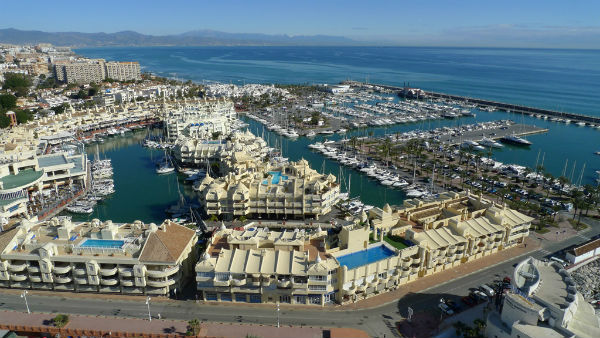 Los hoteles de Benalmádena reciben esta temporada a casi 400.000 turistas, un 1,03% más que en 2014