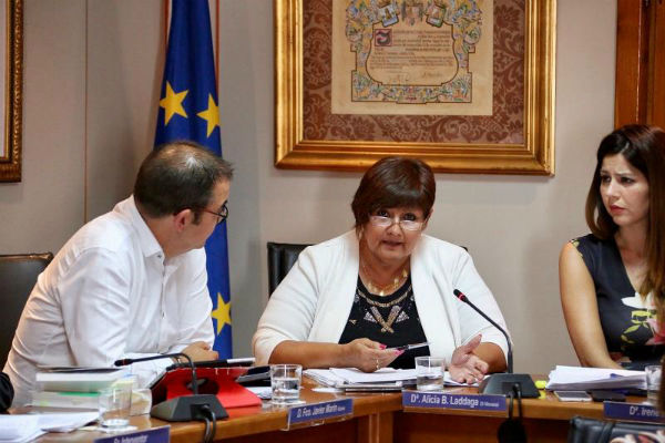 El Pleno aprueba por unanimidad la moción presentada por la Concejala de Sanidad para crear un servicio extra de recogida de residuos orgánicos de 14:00 a 21:00