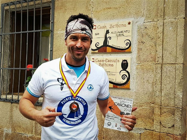 MIGUEL ÁNGEL MEDINA, BRONCE EN EL CAMPEONATO DE ESPAÑA DE DESCENSO DE CAÑONES