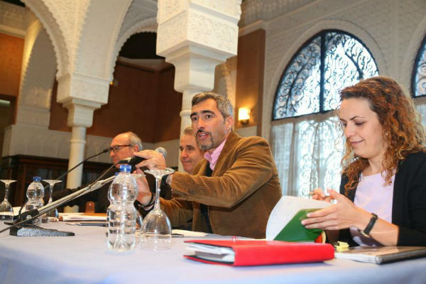 El Alcalde Víctor Navas y los Concejales de Turismo y Seguridad Ciudadana se reúnen con el Sector Hotelero para marcar las líneas maestras de la temporada 2016