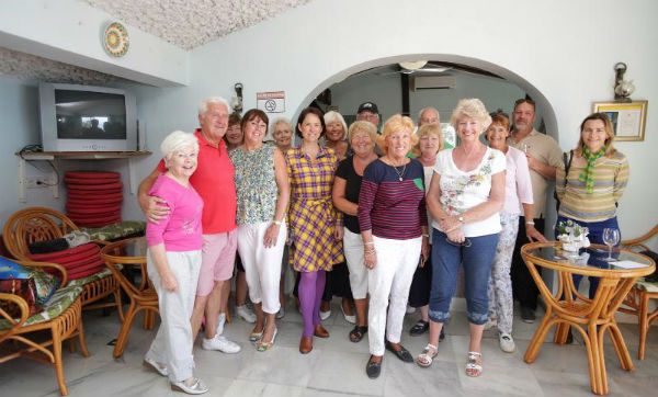 La Concejala Ana Scherman mantiene un encuentro con la British Society, Asociación de Residentes Extranjeros Decana en la localidad