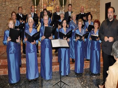 La Coral Ciudad de Benalmádena Canta en el Museo.