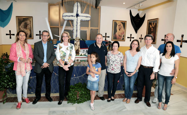 Benalmádena da la bienvenida por todo lo alto al mes de mayo con la festividad de Las Cruces