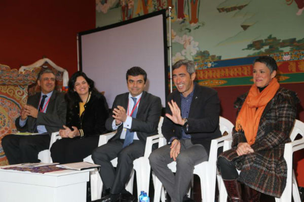 El Alcalde Víctor Navas y la Concejala Ana Scherman participan en la inauguración de la II Conferencia de la Unión Budista Europea