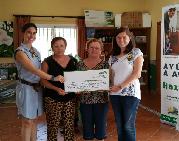 Buñuelos y Roscos Solidarios. Fundación Cudeca