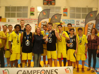 El Club Básquet Benalmádena logra la victoria en la final four de la Copa Federación en la categoría junior masculino