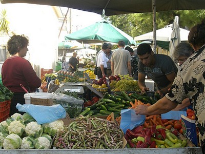 Reordenación del mercadillo de Arroyo de la Miel