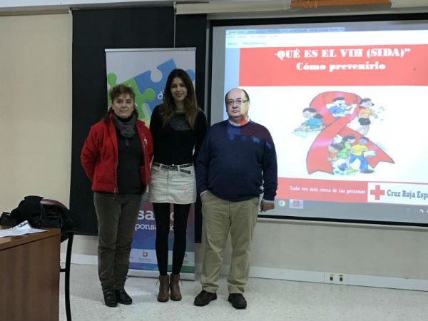 La Concejala Irene Díaz participa en los Actos del Día Mundial de la Lucha Contra el Sida en el IES Cerro del Viento