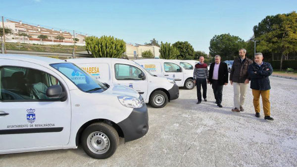 Emabesa inicia la renovación de su parque móvil con la adquisición de nueve vehículos