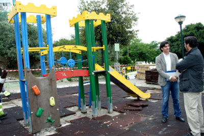 Arrancan las obras de remodelación del parque infantil de la barriada de Santo Domingo