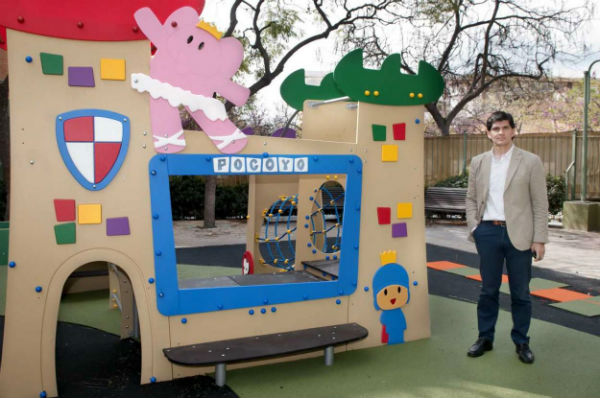El nuevo parque infantil del centro de Arroyo de la Miel abrirá sus puertas la próxima semana