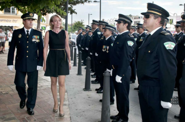 La Alcaldesa resalta la profesionalidad de la Policía Local y su excelente labor diaria al servicio de la sociedad benalmadense