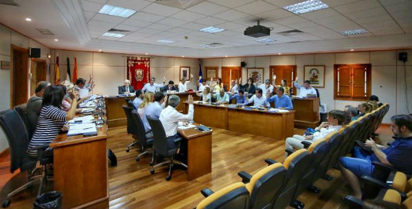 Igualdad impulsa el primer plan de igualdad para la Administración Local de  Benalmádena.