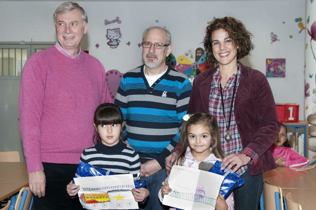 Dos alumnas del Ceip 'La Leala' se hacen con los premios del concurso de trenes