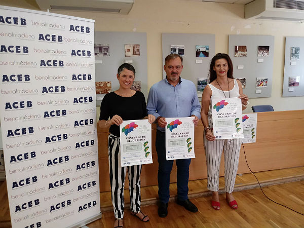 LA ACEB MANTIENE ABIERTO EL PLAZO PARA EL CONCURSO DE DECORACIÓN DE LA FERIA DE LA VIRGEN DE LA CRUZ, CON 500 EUROS EN PREMIOS