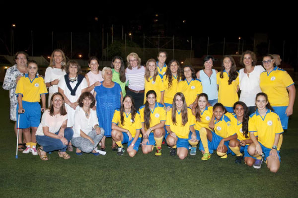 La alcaldesa preside la presentación de los equipos del Club Atlético Benalmiel