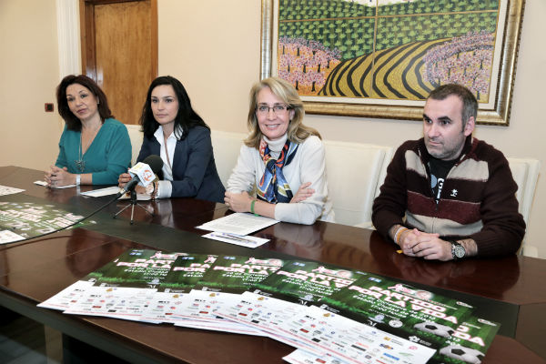 El estadio Ciudad de Málaga acogerá el próximo 26 de diciembre el 'Partido por la Vida' a favor de Idaira