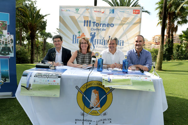 La alcaldesa presenta el III Torneo 'Ciudad de Benalmádena' que se disputará en el Club de Golf Torrequebrada el 10 de octubre
