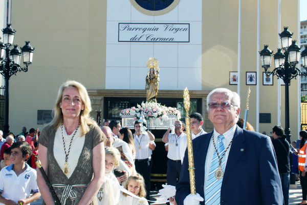 La regidora preside los actos religiosos y marineros en honor a la Virgen del Carmen